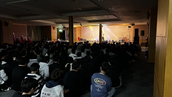 ⓒ새내기 새로배움터에 참여한 정통대 학우들의 모습. 정보통신대학 학생회 이슬 제공